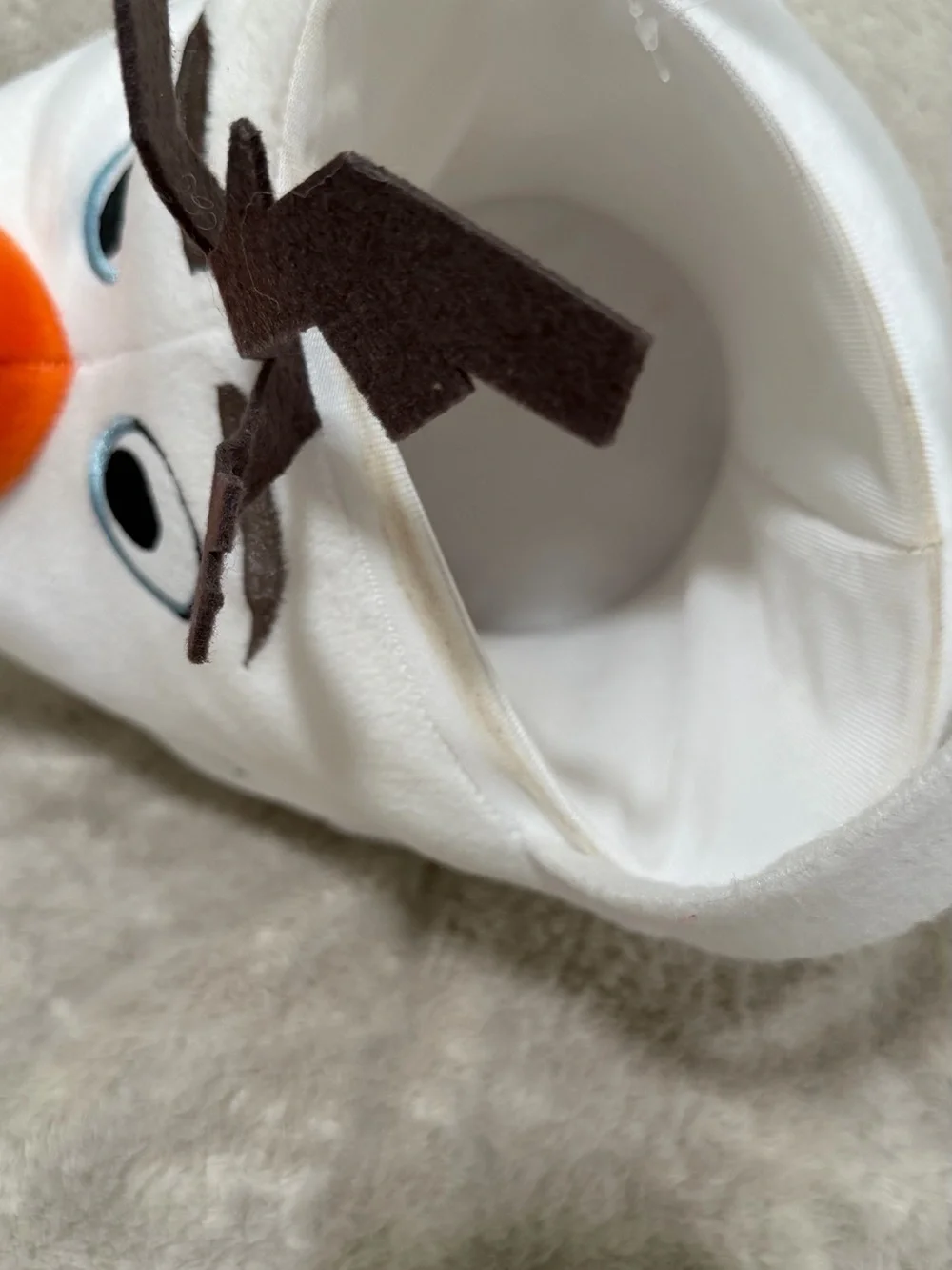 Disney Frozen Olaf Plush Hanging Basket Storage Bin White/Orange